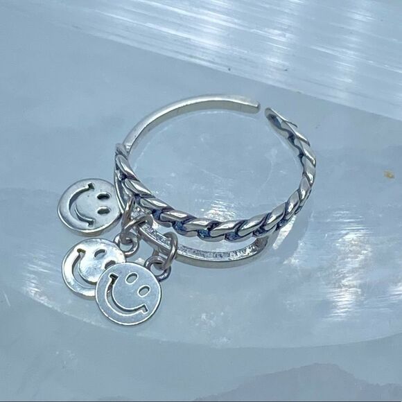 Sterling Smile Charm Ring 925 Silver - Picture 4 of 5